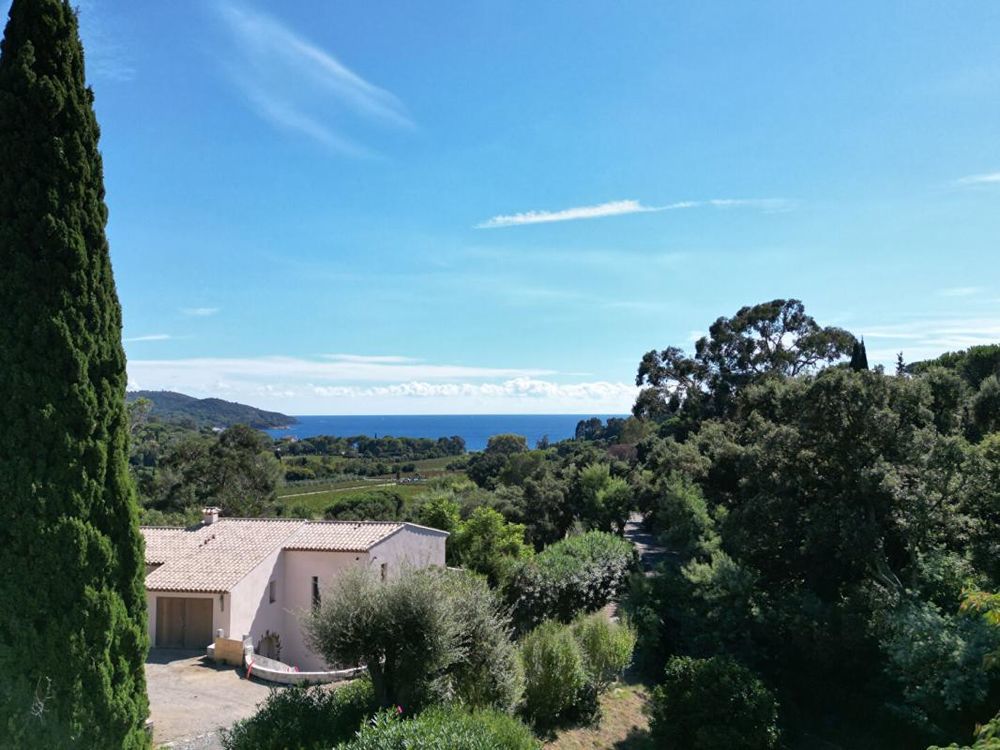 � vendre  Villa La Croix-Valmer (83420)