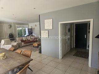  Propri�t�/ch�teau � vendre 6 pi�ces 197 m�