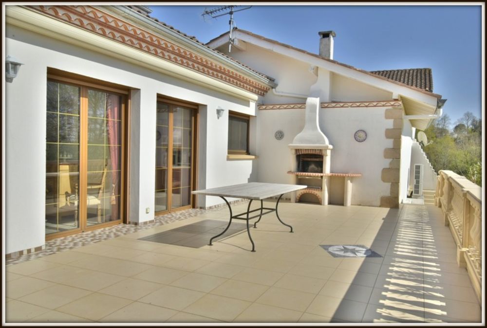 � vendre  Propri�t�/ch�teau Dax (40100)