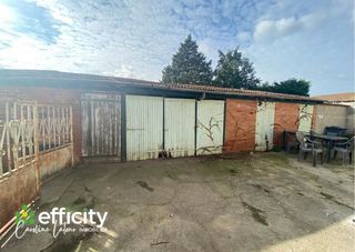  Immeuble � vendre 223 m�