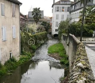  Immeuble � vendre 4 pi�ces 94 m�