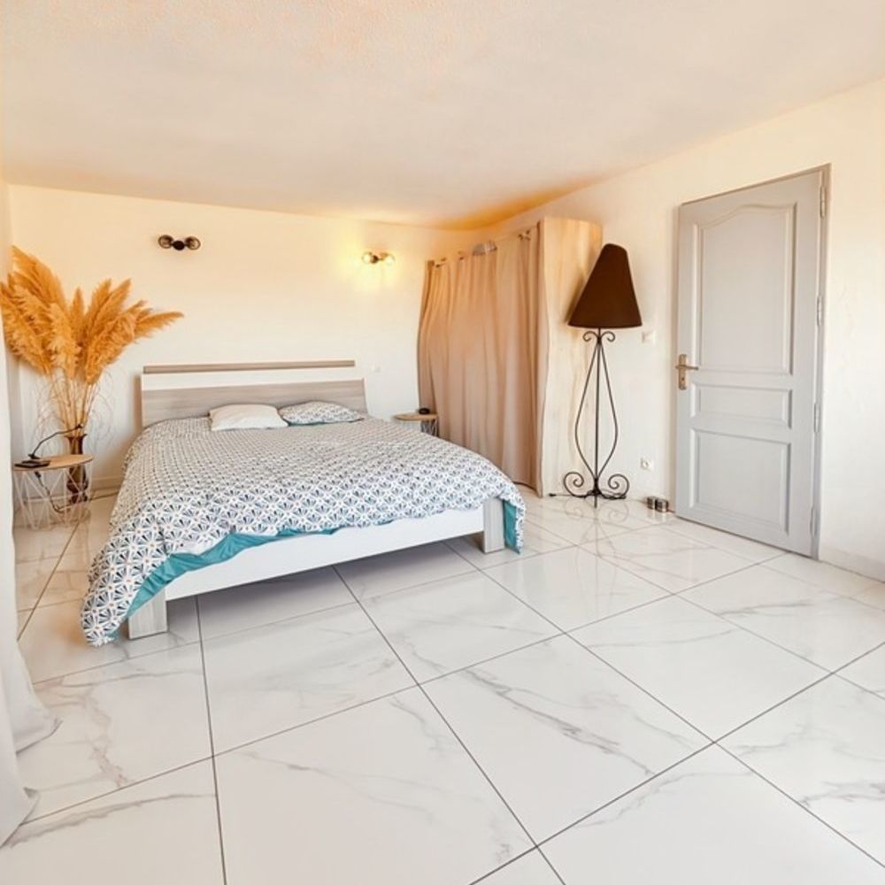 � vendre  Villa Juvignac (34990)