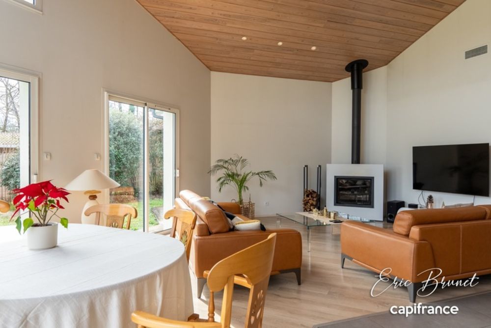 � vendre  Maison Mios (33380)