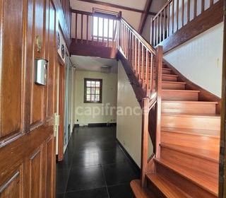  Maison � vendre 8 pi�ces 220 m�