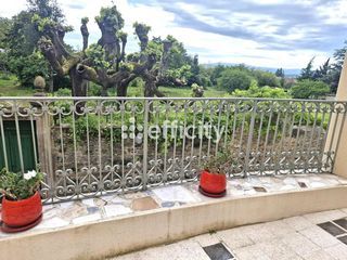  Maison � vendre 9 pi�ces 374 m�