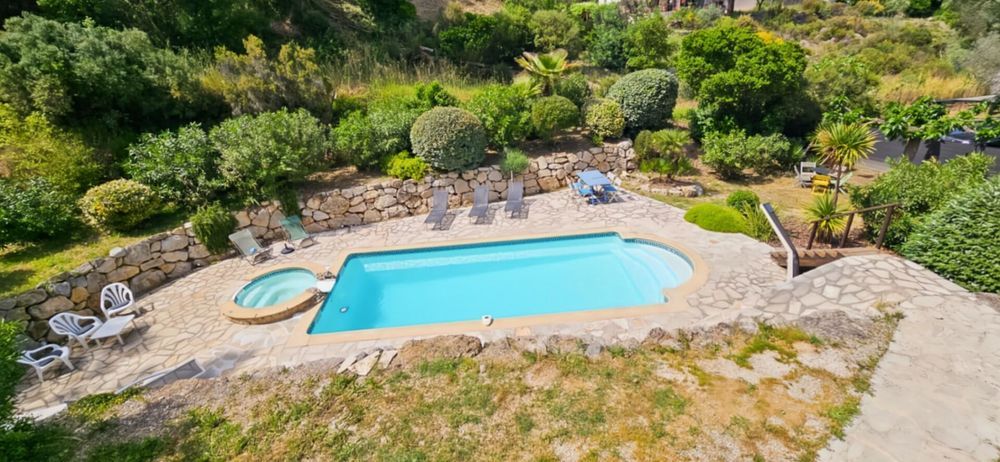 � vendre  Maison Montauroux (83440)