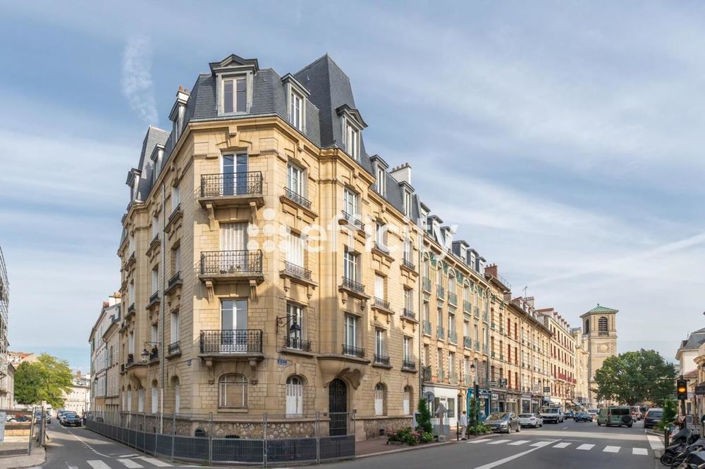 � vendre  Appartement Saint-Germain-en-Laye (78100)