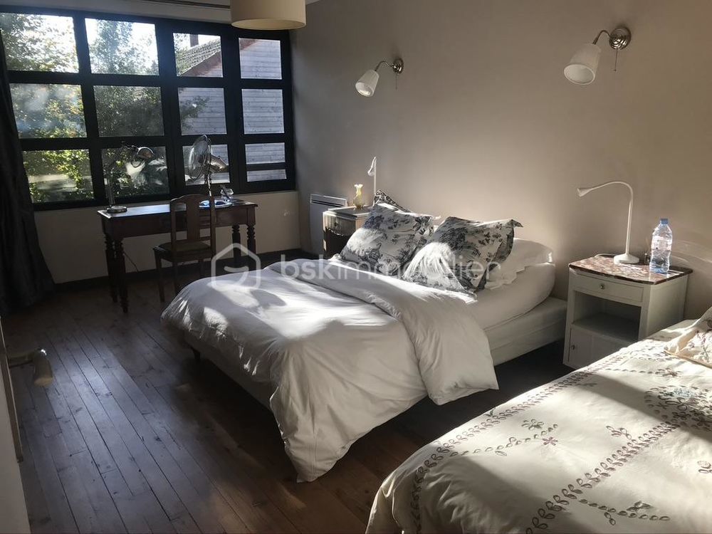 � vendre  Propri�t�/ch�teau Fontainebleau (77300)