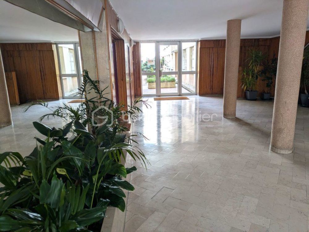 � vendre  Appartement Paris 18