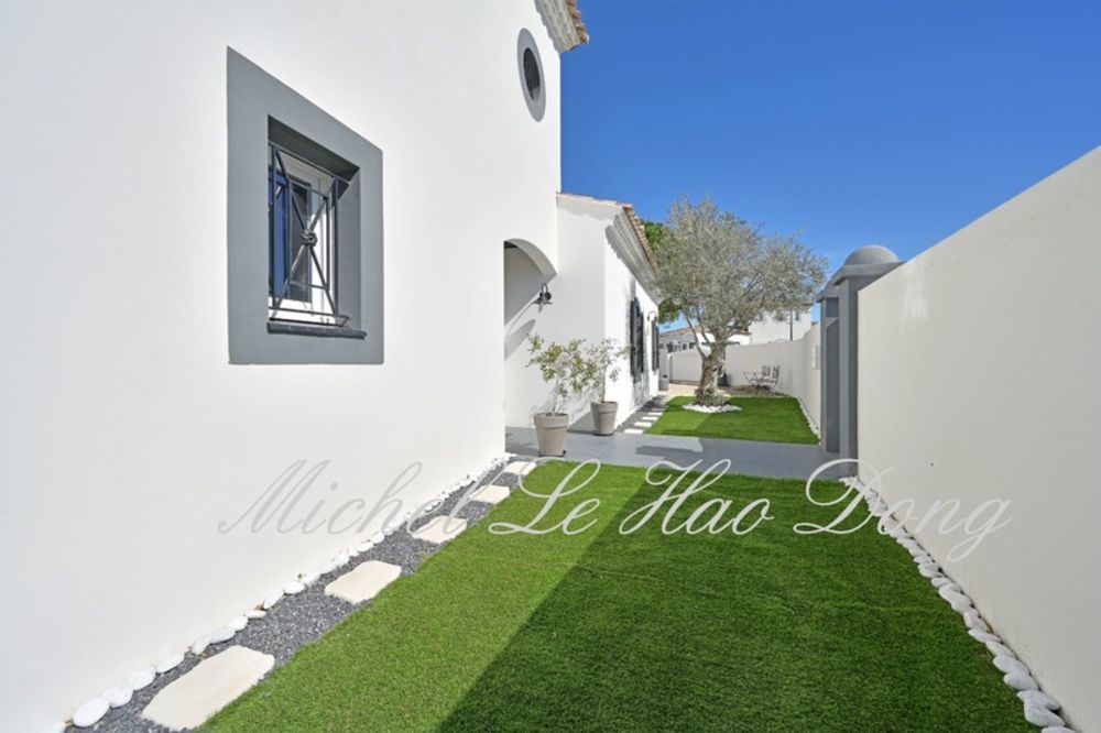 � vendre  Maison Aigues-Mortes (30220)