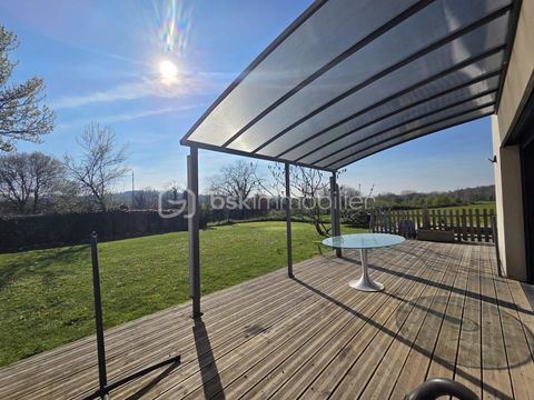   Maison moderne avec deux terrasses et piscine : vente exclusive ! Maison - 4 pi�ce(s) - 93 m�