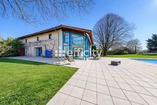  Maison � vendre 5 pi�ces 198 m�