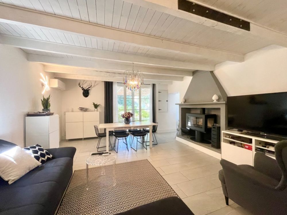 � vendre  Maison Aigues-Mortes (30220)