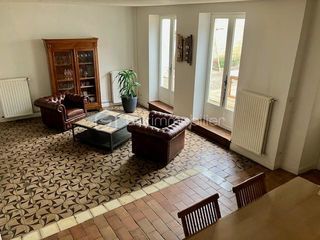  Maison � vendre 9 pi�ces 300 m�