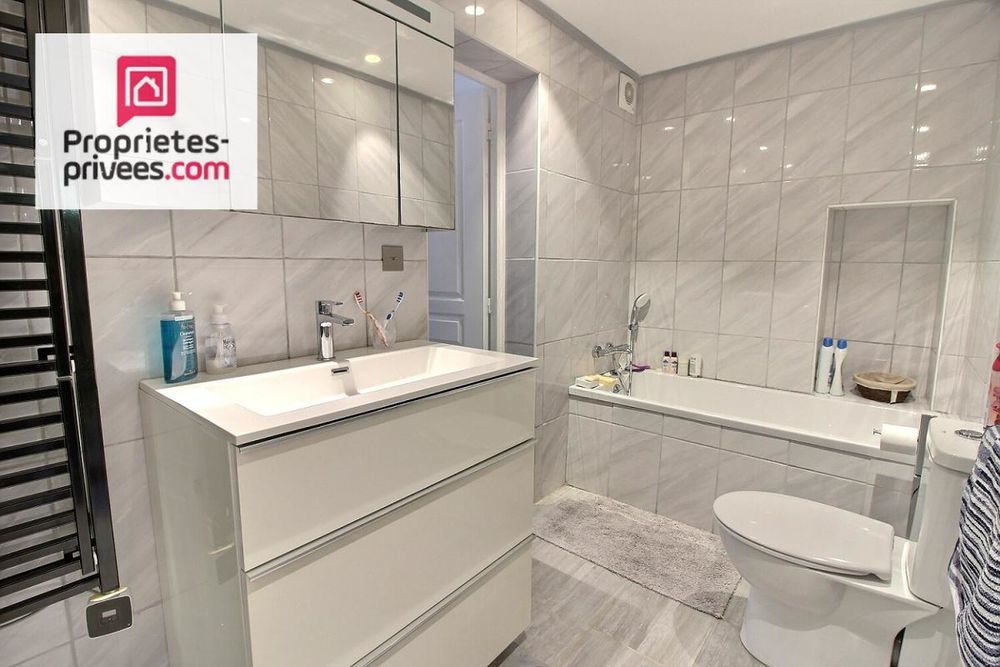 � vendre  Villa La Croix-Valmer (83420)