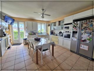  Propri�t�/ch�teau � vendre 9 pi�ces 350 m�