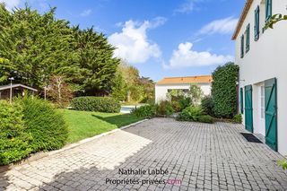  Maison � vendre 9 pi�ces 210 m�