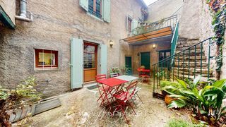  Maison � vendre 10 pi�ces 216 m�