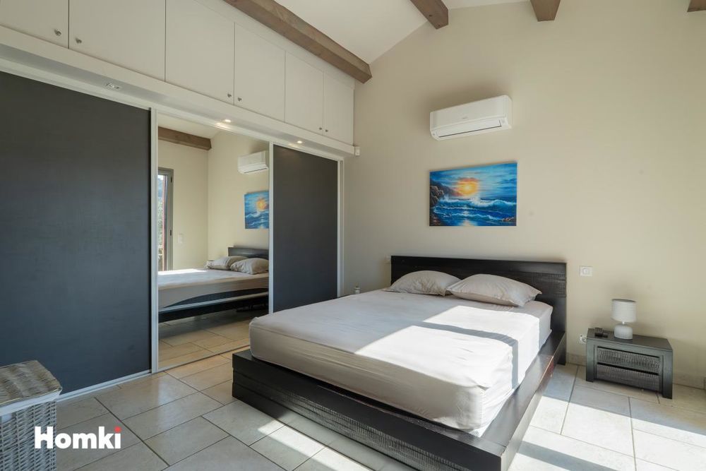 � vendre  Villa Vallauris (06220)