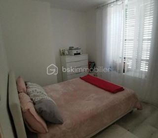  Immeuble � vendre 8 pi�ces 180 m�