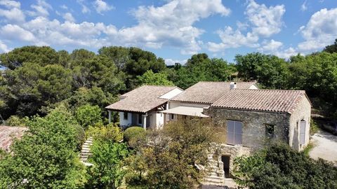   Magnifique Villa de standing avec vue � Venasque Villa - 7 pi�ce(s) - 210 m�