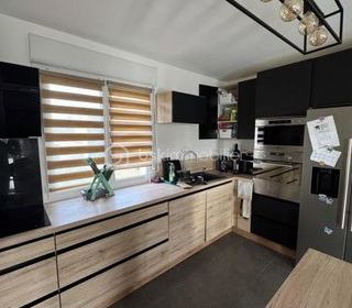  Maison � vendre 8 pi�ces 150 m�