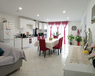  Maison � vendre 8 pi�ces 201 m�