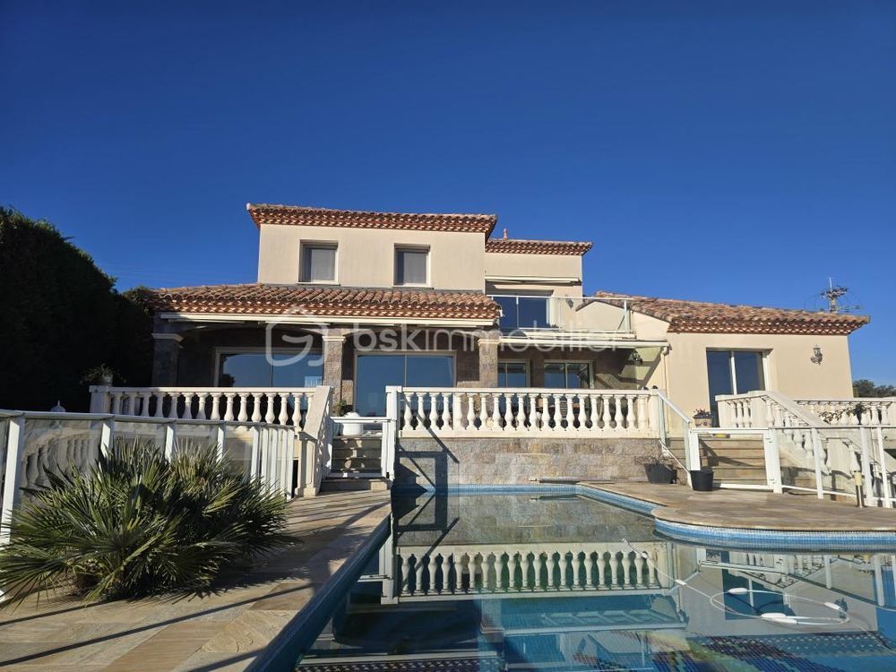 � vendre  Propri�t�/ch�teau Bouzigues (34140)