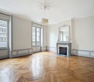  Appartement � louer 4 pi�ces 118 m�