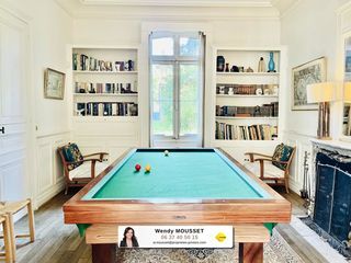  Villa � vendre 15 + pi�ces 398 m�