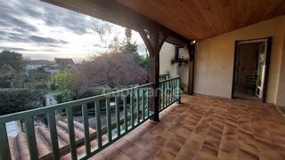  Maison � vendre 12 pi�ces 230 m�