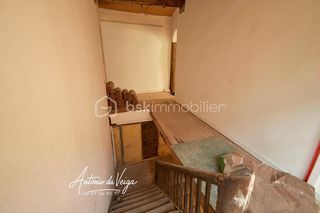  Immeuble � vendre 10 pi�ces 165 m�