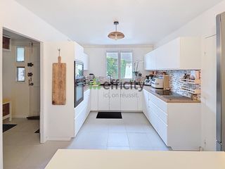  Maison � vendre 7 pi�ces 200 m�