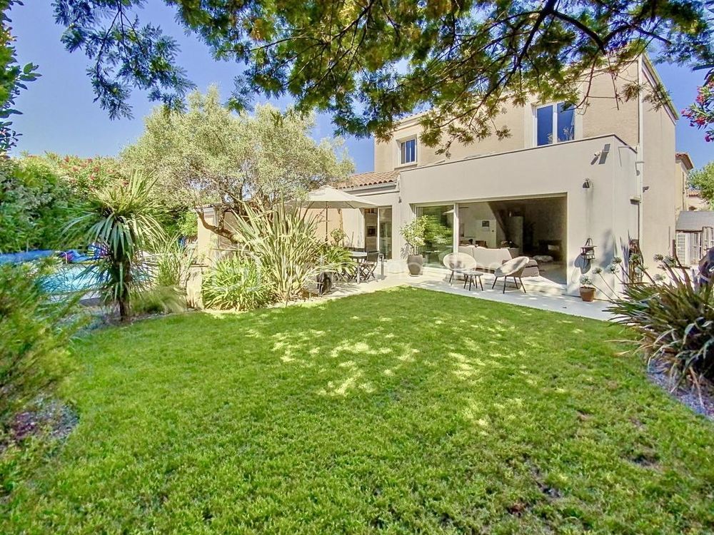 � vendre  Villa P�rols (34470)