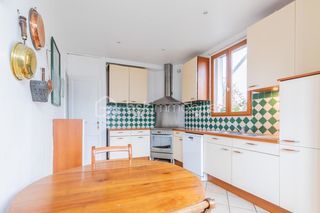  Propri�t�/ch�teau � vendre 9 pi�ces 257 m�