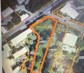  Terrain � vendre 1058 m�