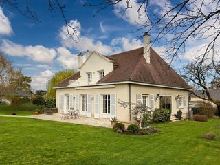  Maison � vendre 8 pi�ces 215 m�