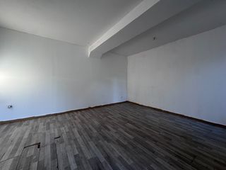  Immeuble � vendre 7 pi�ces 157 m�