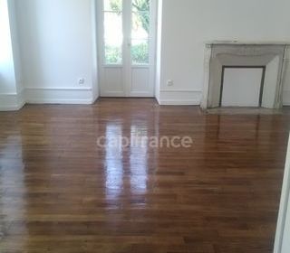  Immeuble � vendre 6 pi�ces 240 m�