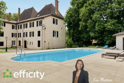   Appartement Appartement - 6 pi�ce(s) - 220 m�