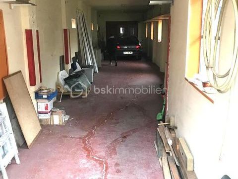 Local commercial de 48 m2 à Bobigny 1200 93000 Bobigny