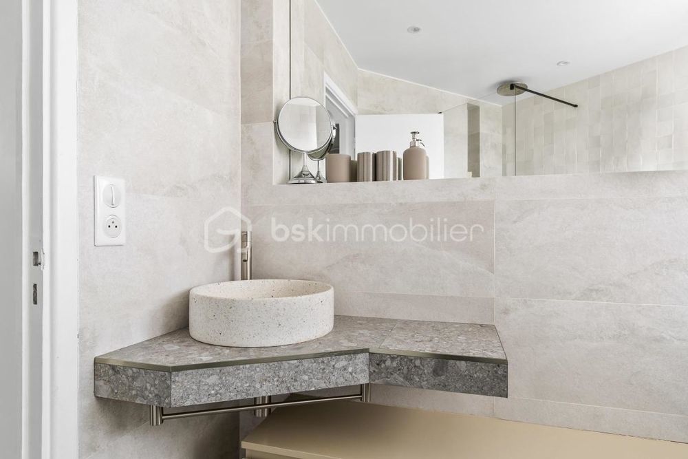 � vendre  Appartement Courbevoie (92400)