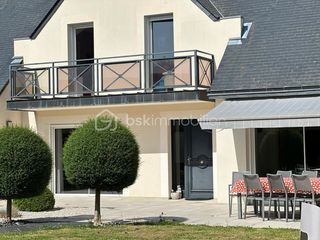  Maison � vendre 8 pi�ces 305 m�
