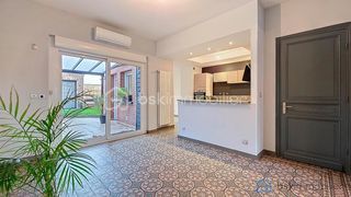  Propri�t�/ch�teau � vendre 8 pi�ces 146 m�