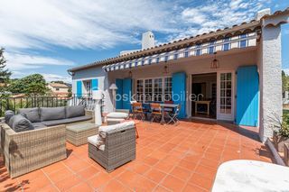  Maison � vendre 9 pi�ces 259 m�