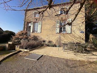  Propri�t�/ch�teau � vendre 10 pi�ces 105 m�