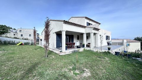   Pavillon Maison - 5 pi�ce(s) - 143 m�