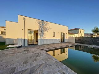  Villa � vendre 4 pi�ces 99 m�