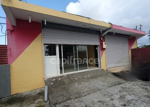 A LOUER-LOCAL COMMERCIAL 200 m&sup2; FORT DE FRANCE (972) 3100 97200 Fort de france
