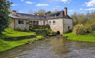  Moulin � vendre 8 pi�ces 330 m�